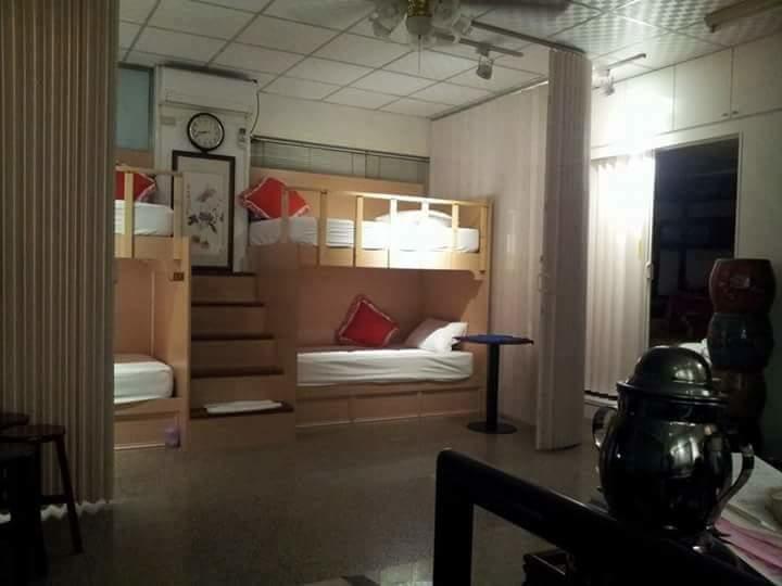 Jiji Art Backpackers Hostel Exteriör bild